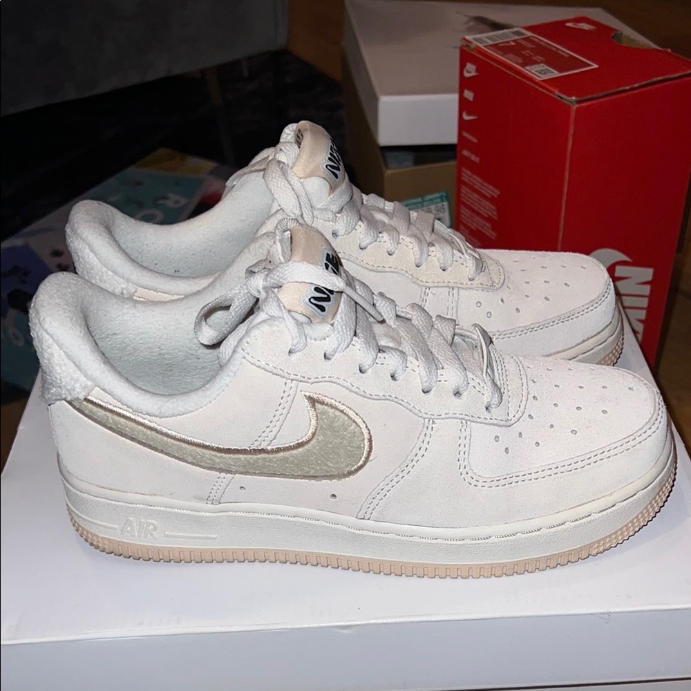 Nike Air Force 1 Sneakers
